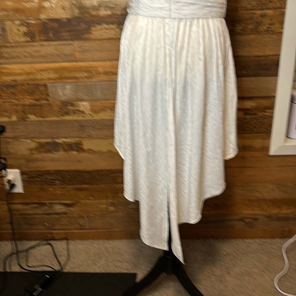 NEW with tags, Anthropology, gorgeous Long in the back short in the front - Picture 4 of 9